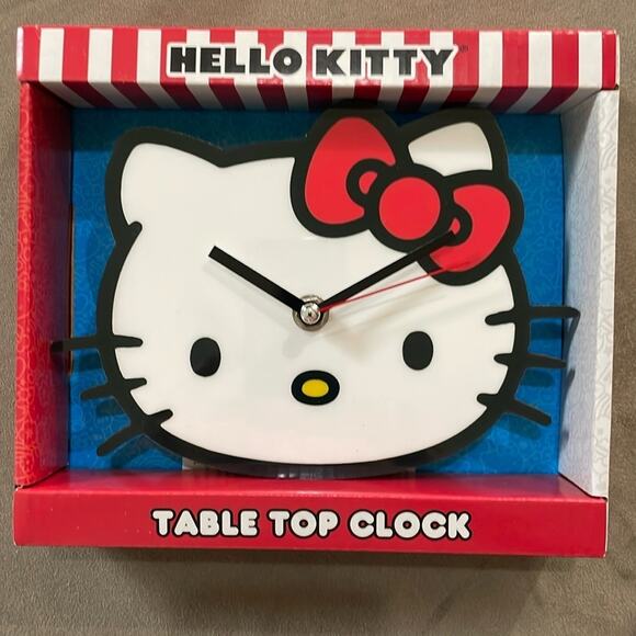 Hello Kitty Table Top clock - Picture 1 of 3